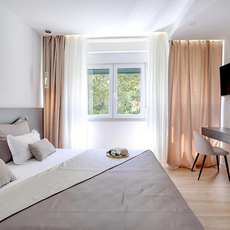 Apartments Hugo 2 สปลิท ภายนอก รูปภาพ