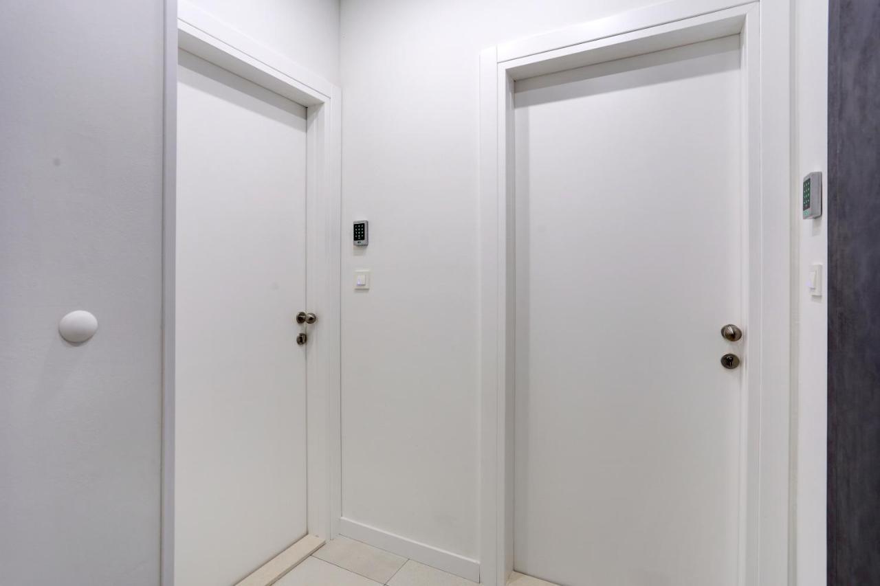 Apartments Hugo 2 สปลิท ภายนอก รูปภาพ