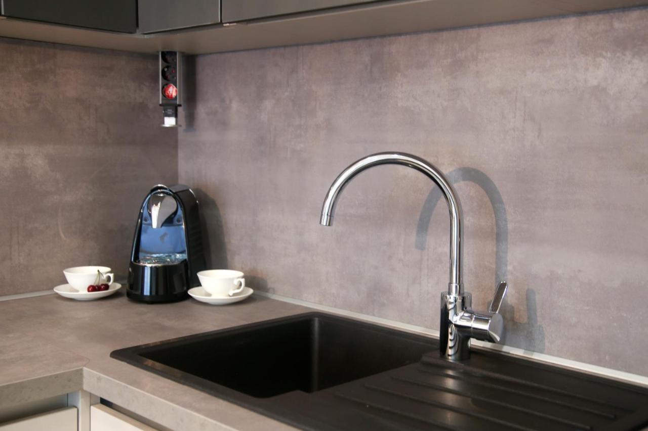 Apartments Hugo 2 สปลิท ภายนอก รูปภาพ
