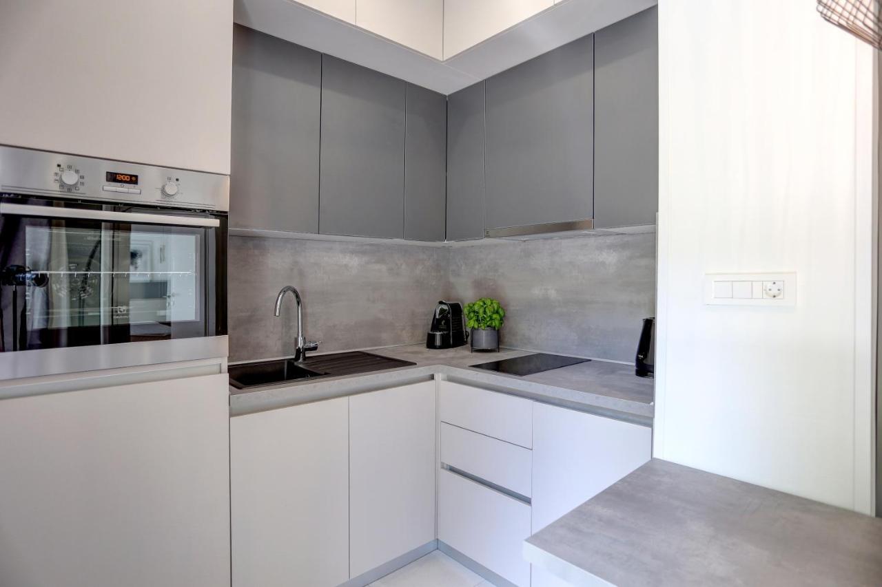 Apartments Hugo 2 สปลิท ภายนอก รูปภาพ