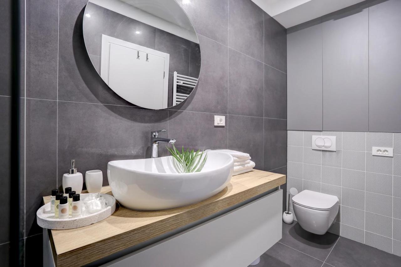 Apartments Hugo 2 สปลิท ภายนอก รูปภาพ