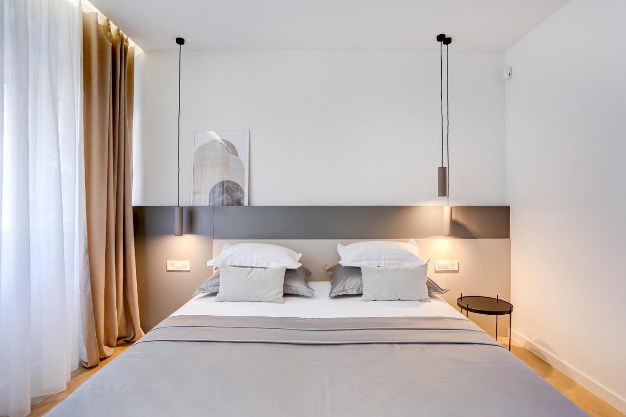 Apartments Hugo 2 สปลิท ภายนอก รูปภาพ