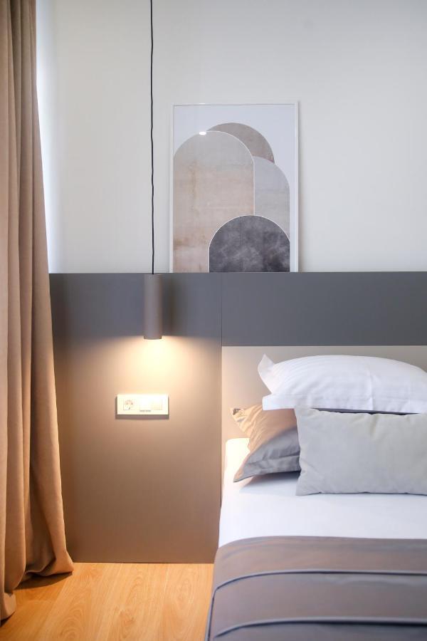 Apartments Hugo 2 สปลิท ภายนอก รูปภาพ