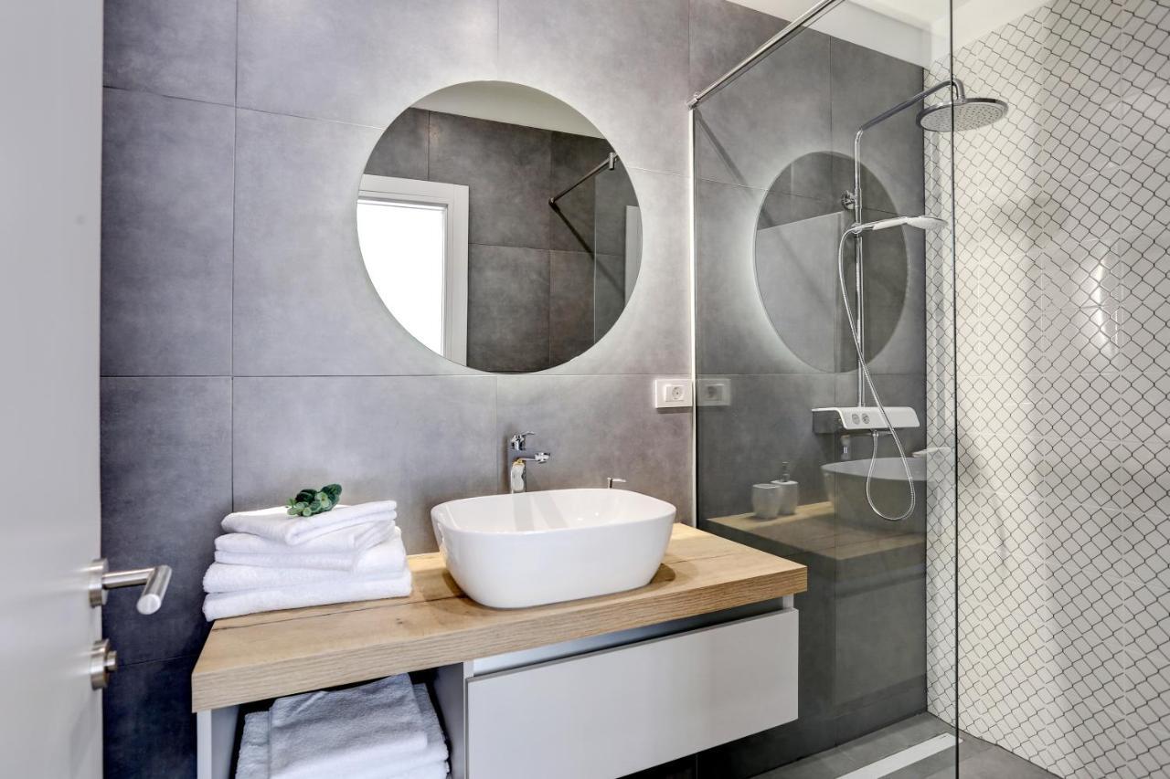 Apartments Hugo 2 สปลิท ภายนอก รูปภาพ
